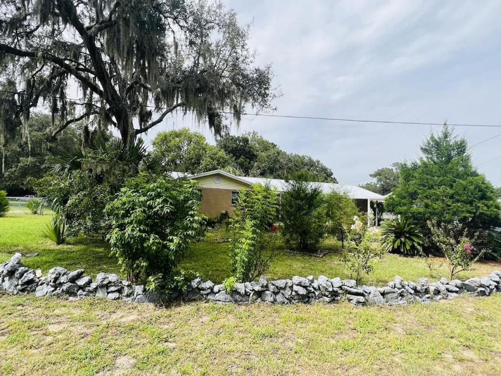 House Of Shells, Beautiful Garden, Fenced Yard, Dog Friendly, Fire Pit! Villa Crystal River Luaran gambar